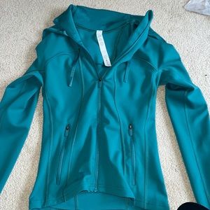 Lulu Lemon define jacket